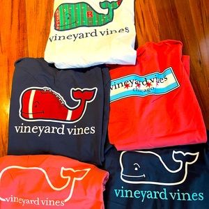 5 long sleeved vineyards vines Tshirts